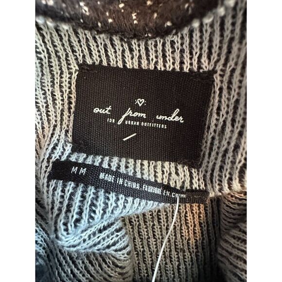 Urban Outfitters Out From Under Turtleneck Size Medium NWT - Picture 4 of 5